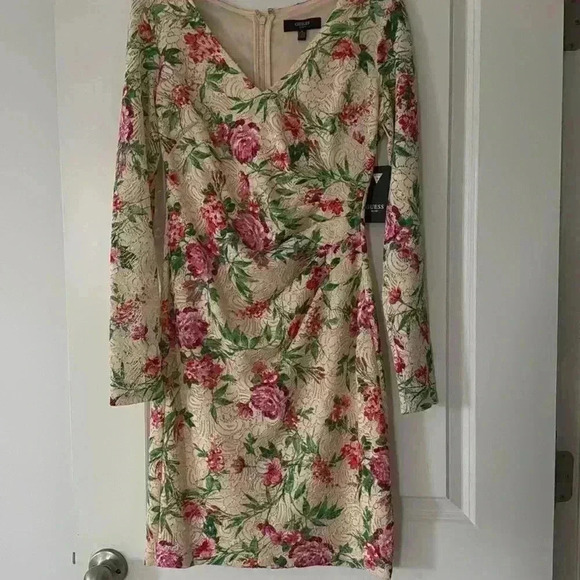 NWT. Guess Women's Lace Bodycon Dress. Size 6. Floral, lace see through … - Picture 4 of 8